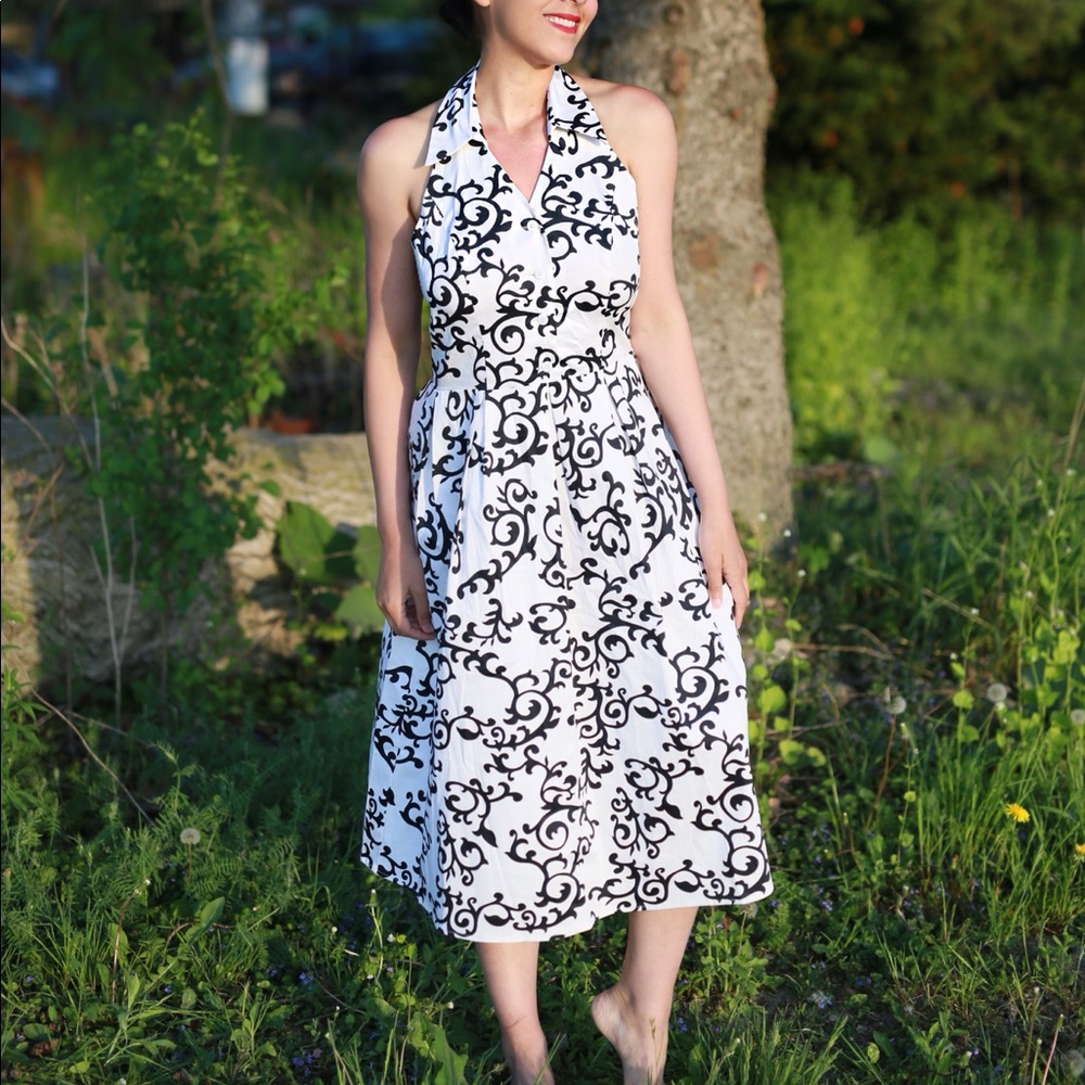 Summer dress - Picture 1 of 10